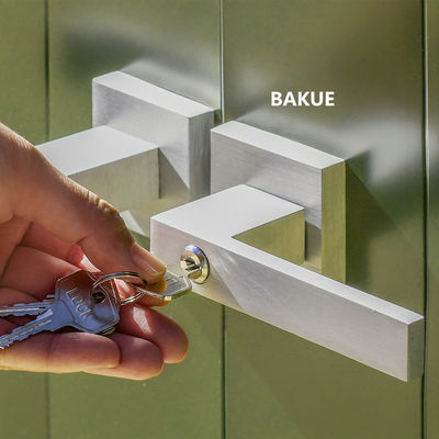 Premium Alüminyum Depolama Ağır Hizmetli Kulübe Kilitli UV Dirençli Hava Durumu Tek Kapalı Çift Kapılı Dış Depolama Kulüpleri 3 Anahtar İçerildi