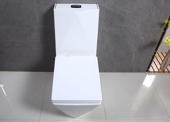 Banyo kare elmas tasarım tek parça tuvalet