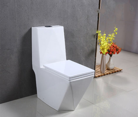 Banyo kare elmas tasarım tek parça tuvalet